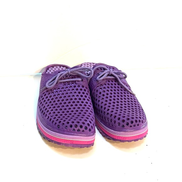 Uanmi Sz 32/33 Beach Slip On’s - Picture 1 of 8